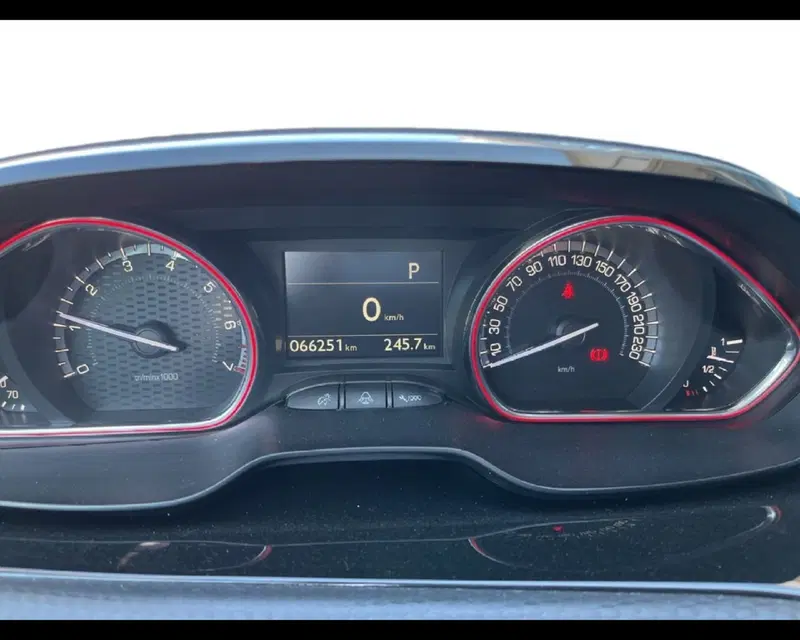 Peugeot 2008 usata a Torino (4)