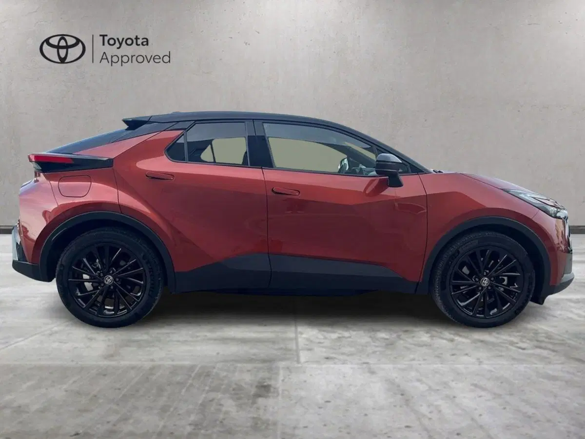 Toyota Toyota C-HR usata a Ragusa (4)