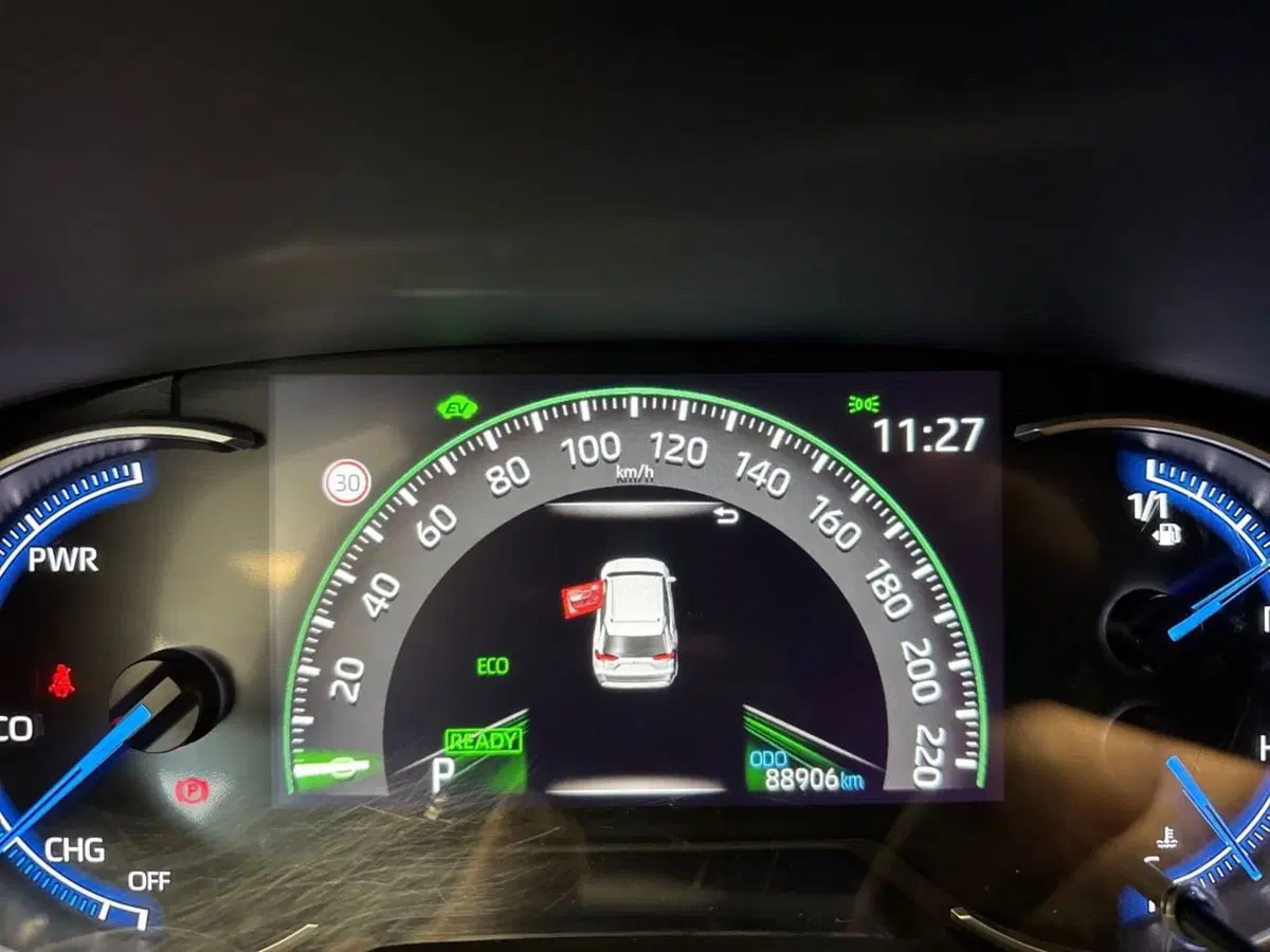 Toyota Rav4 usata a Prato (12)