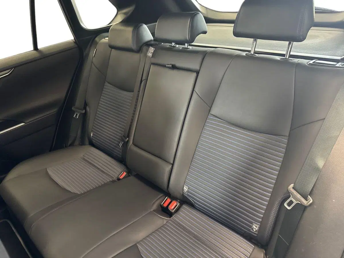 Toyota Rav4 usata a Prato (17)