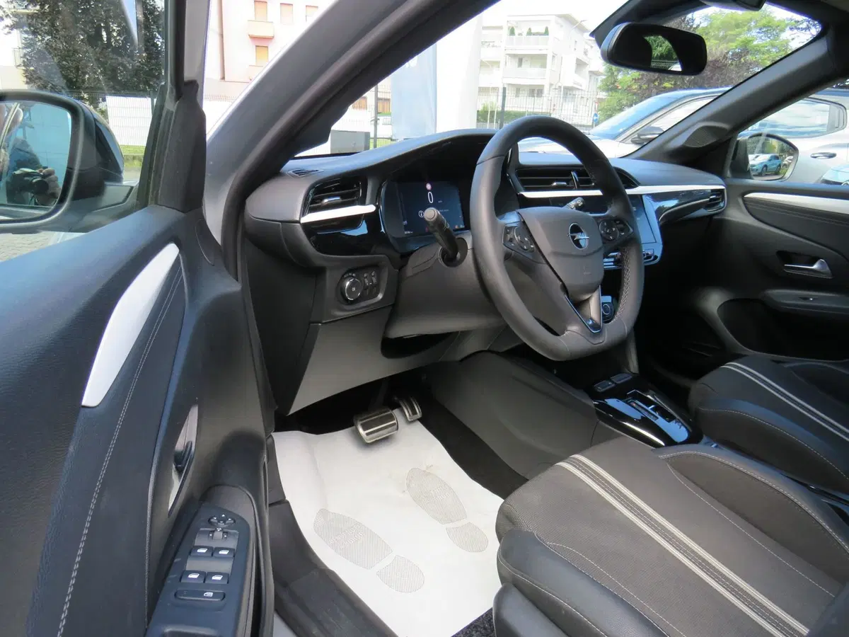 Opel Corsa usata a Monza e Brianza (9)