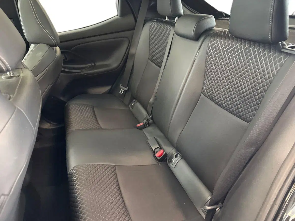 Toyota Yaris usata a Prato (13)