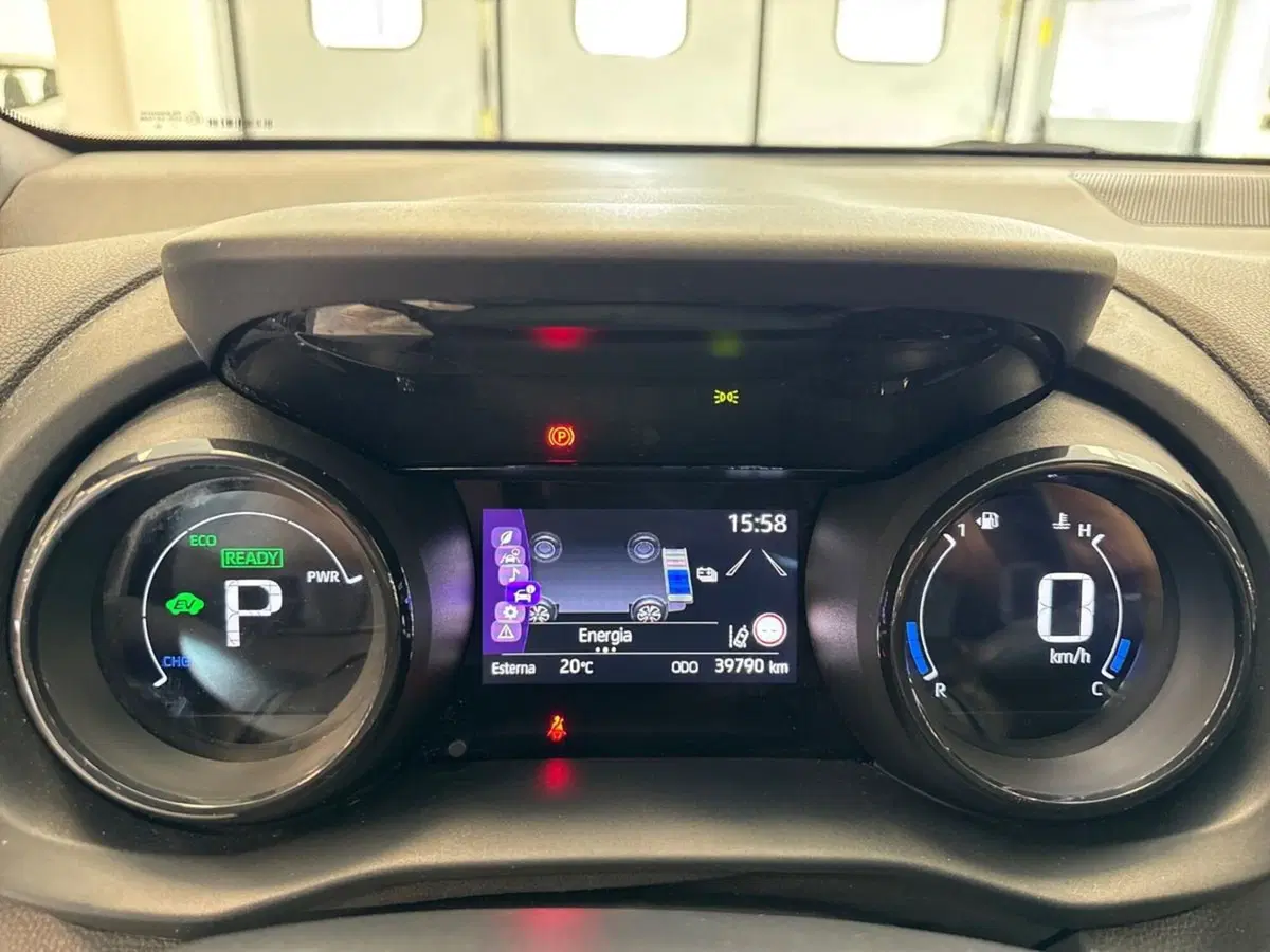 Toyota Yaris usata a Prato (16)