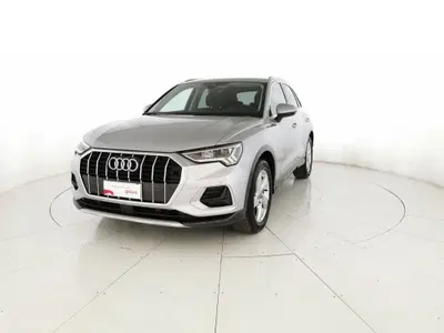 Audi Q3 35 2.0 tdi Business Advanced s-tronic del 2025 usata a San Giovanni Teatino