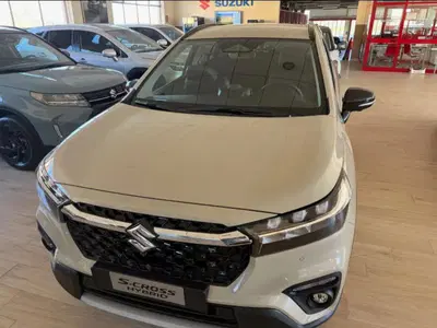 Suzuki S-Cross 1.4h Top+ Kuro 2wd 110cv nuova a Tortona