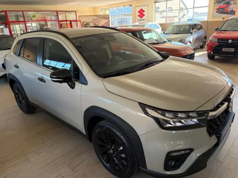 Suzuki S-Cross nuova a Alessandria (2)