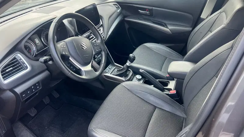 Suzuki S-Cross usata a Alessandria (8)