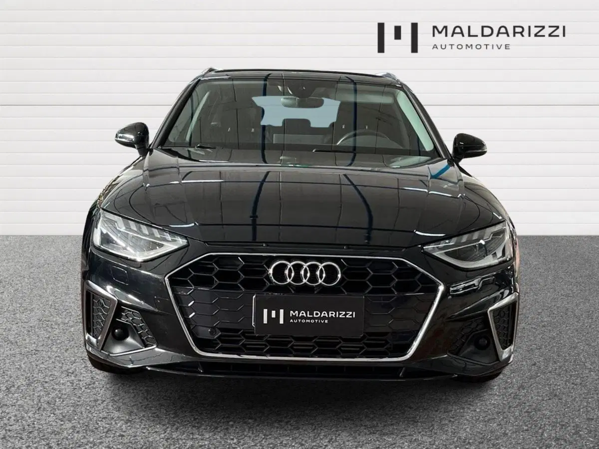 Audi A4 Avant usata a Lecce (2)