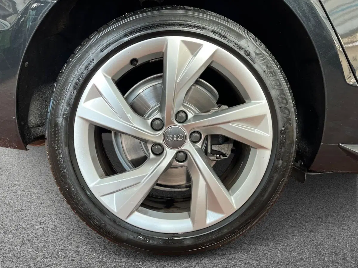 Audi A4 Avant usata a Lecce (6)