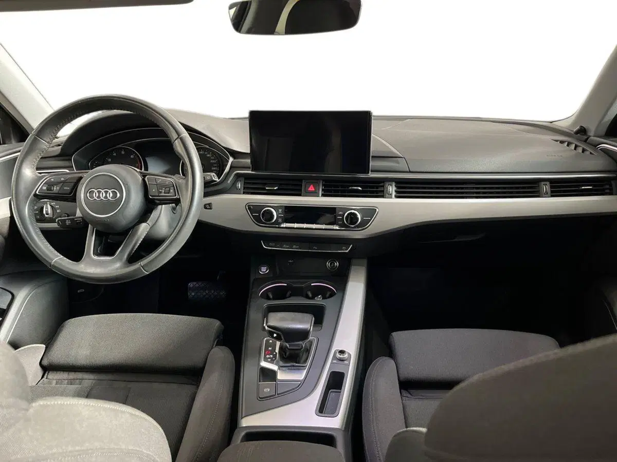 Audi A4 Avant usata a Lecce (8)