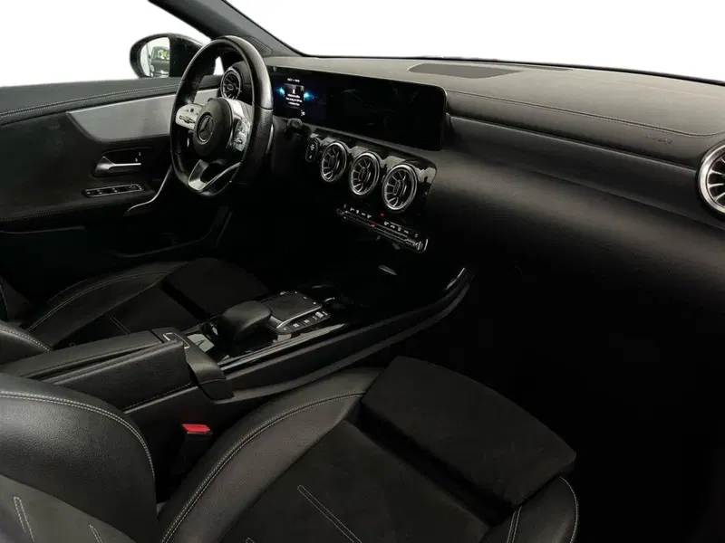 Mercedes-Benz Classe A usata a Lecce (9)