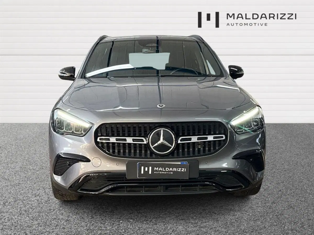 Mercedes-Benz GLA SUV usata a Taranto (2)