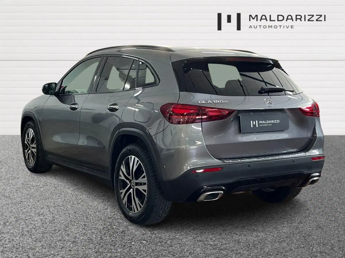 Mercedes-Benz GLA SUV usata a Taranto (4)