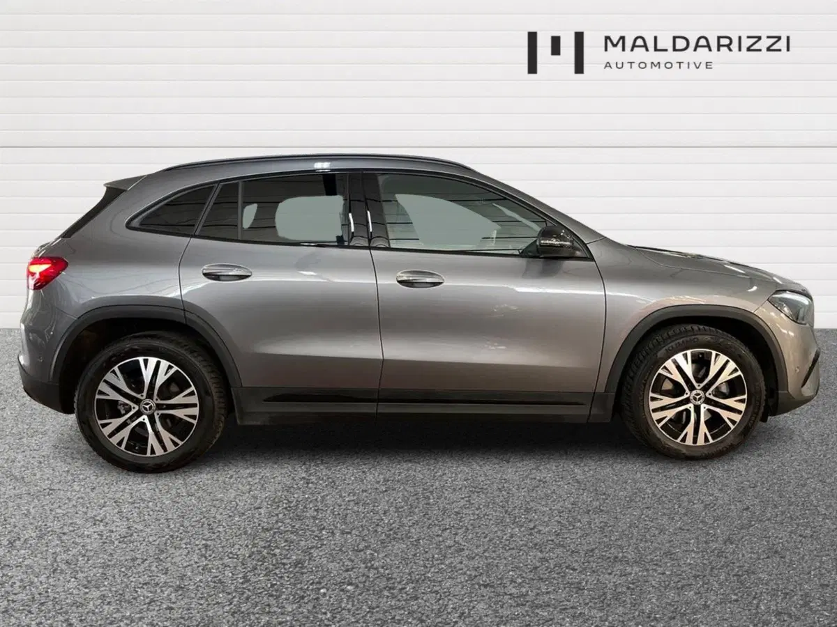 Mercedes-Benz GLA SUV usata a Taranto (5)