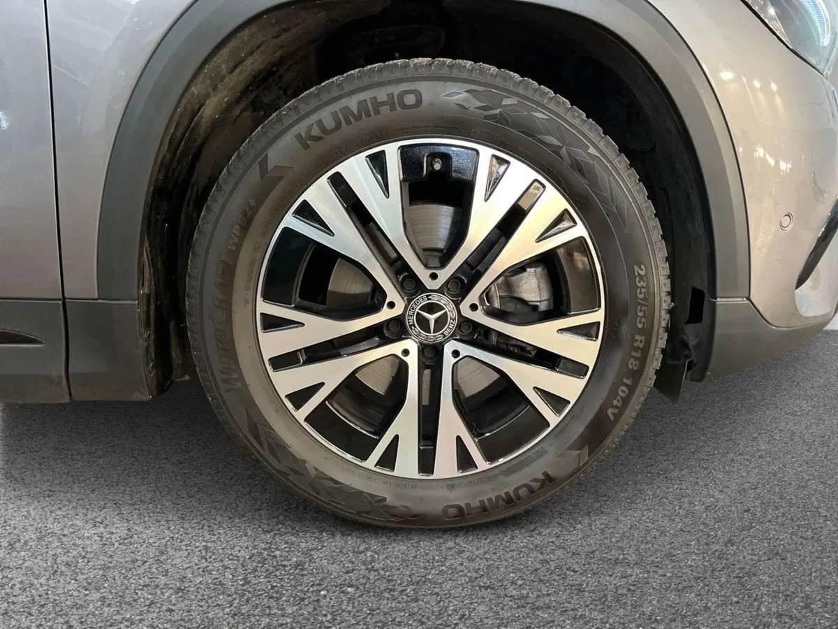 Mercedes-Benz GLA SUV usata a Taranto (6)