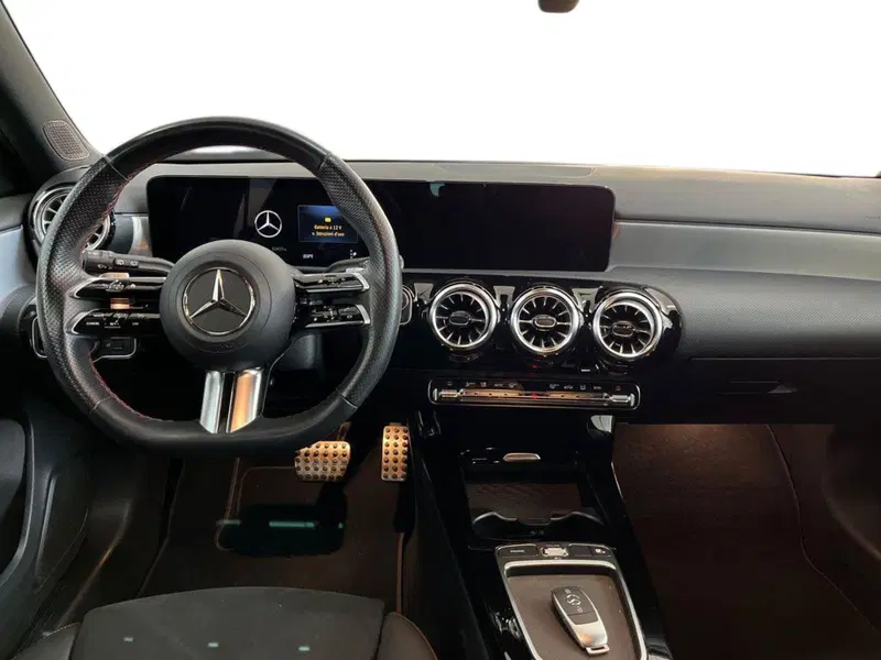Mercedes-Benz Classe A usata a Taranto (8)
