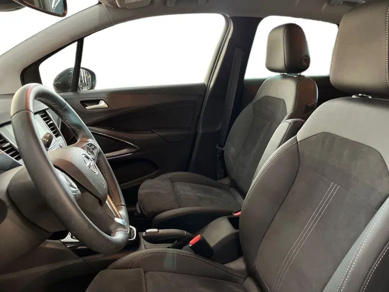 Opel Crossland usata a Bari (7)