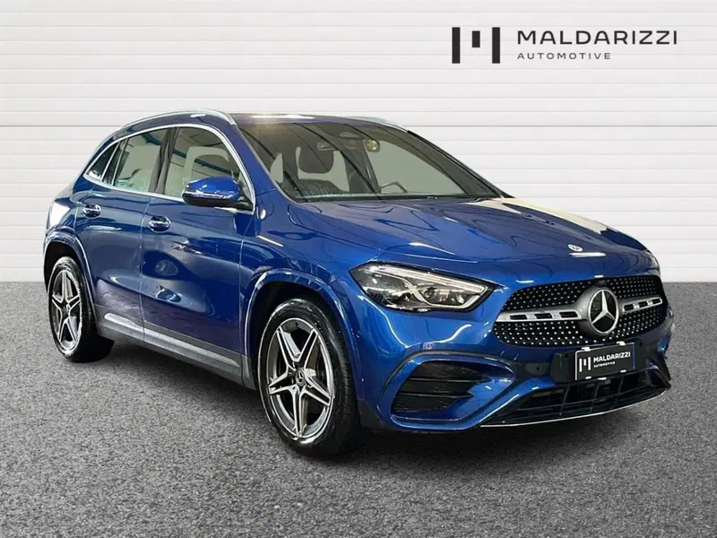 Mercedes-Benz GLA SUV usata a Bari