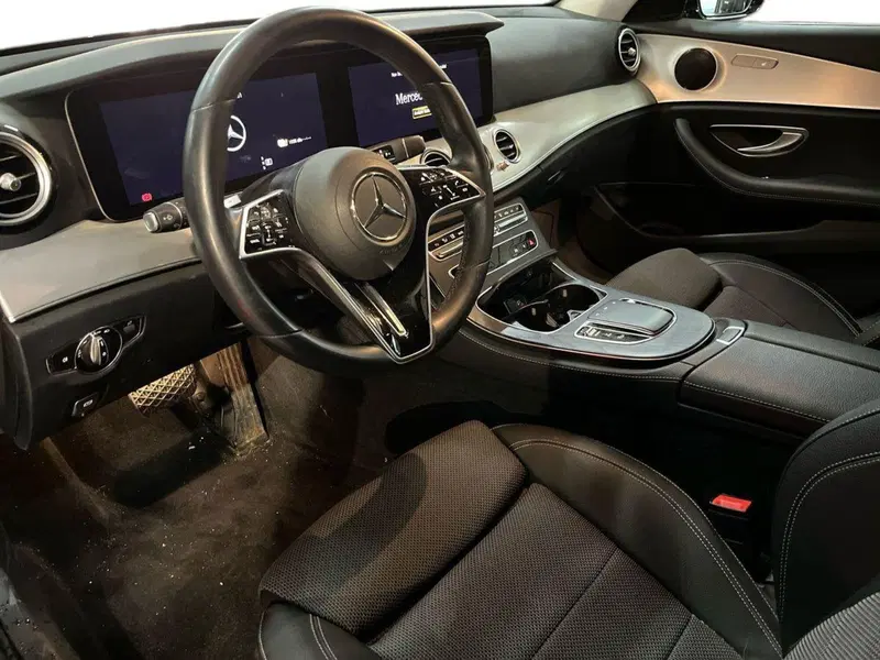 Mercedes-Benz Classe E Station Wagon usata a Bari (10)