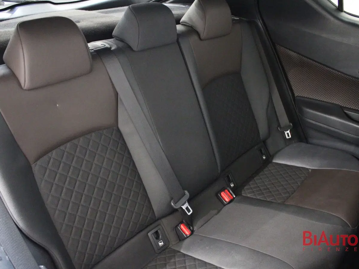 Toyota Toyota C-HR usata a Firenze (8)