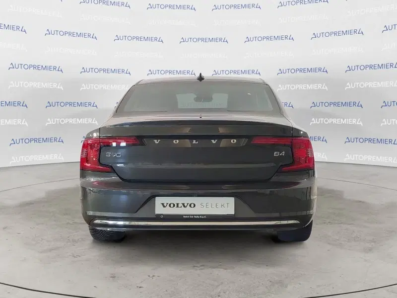 Volvo S90 usata a Como (4)