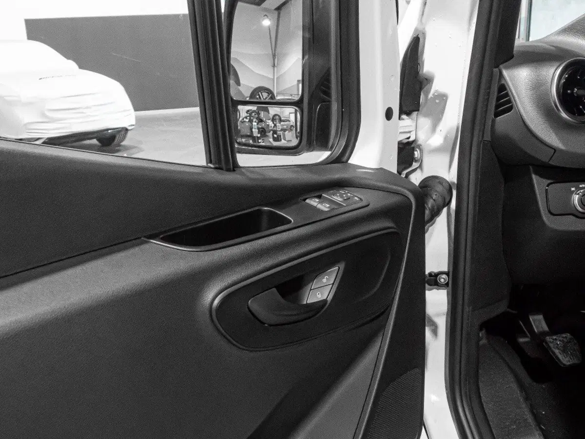 Mercedes-Benz Sprinter nuova a Ancona (10)