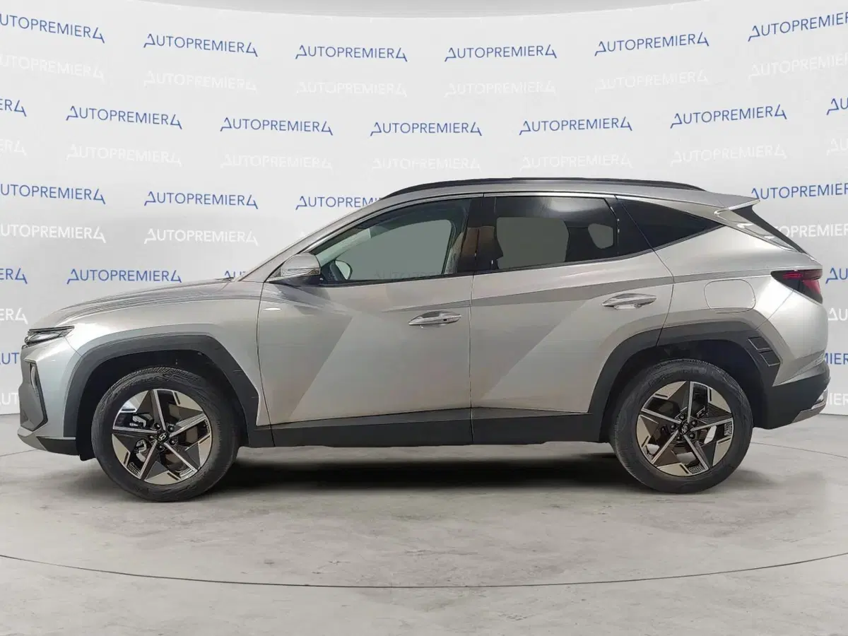 Hyundai Tucson nuova a Como (4)