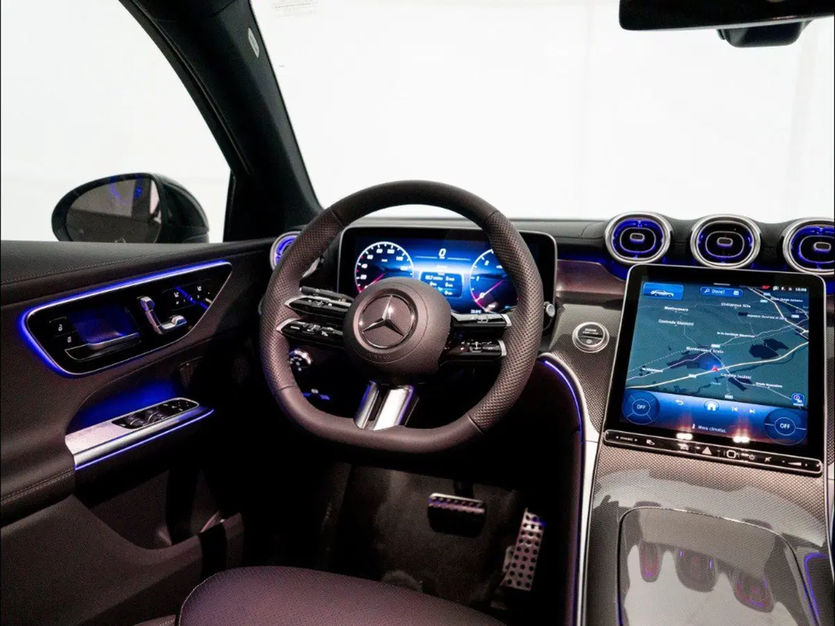 Mercedes-Benz GLC SUV nuova a Macerata (19)