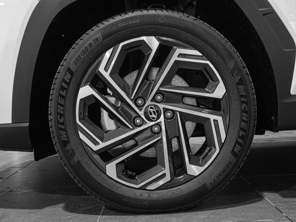Hyundai Tucson nuova a Ancona (8)