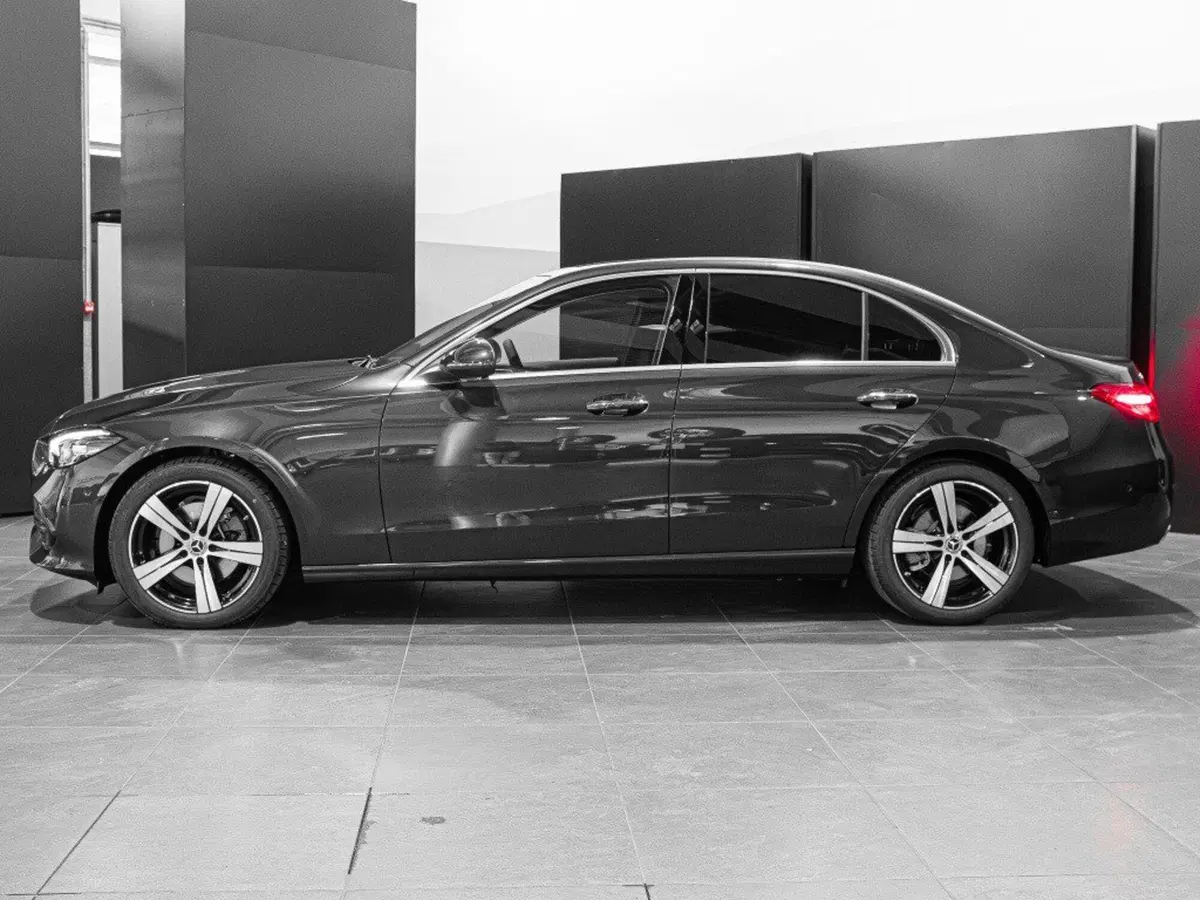 Mercedes-Benz Classe C nuova a Ancona (2)