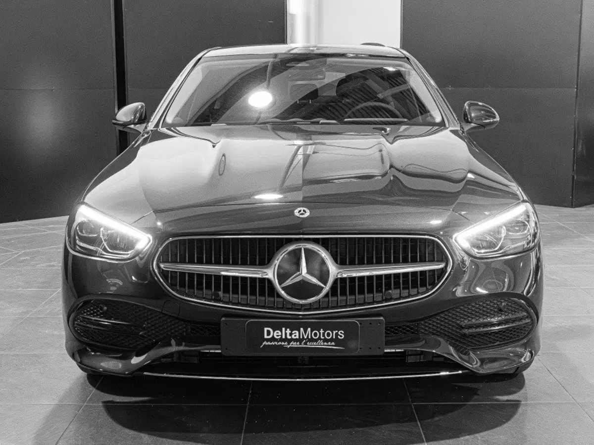 Mercedes-Benz Classe C nuova a Ancona (5)