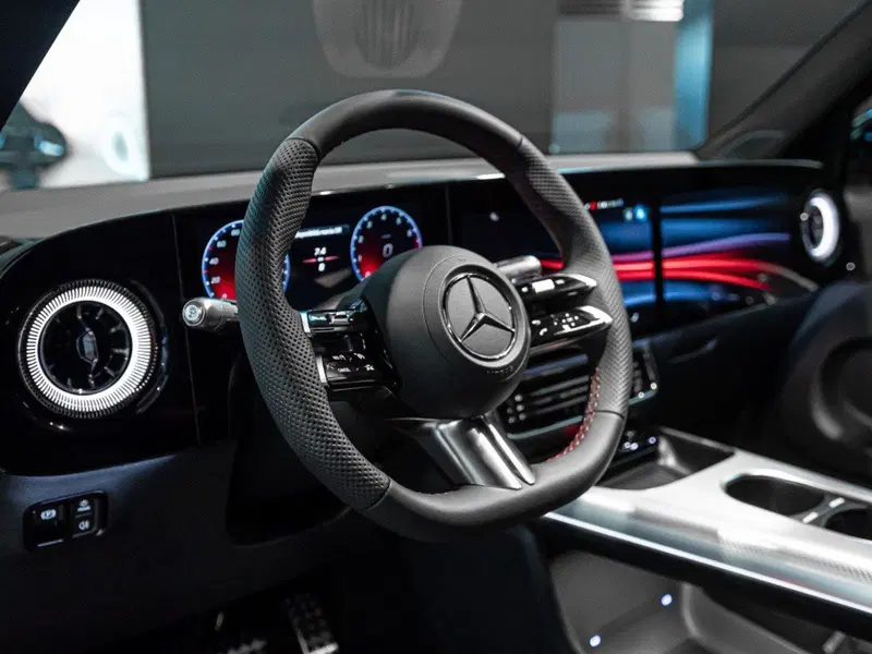 Mercedes-Benz GLB nuova a Ancona (13)