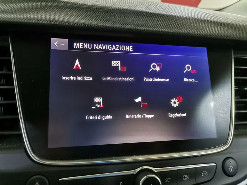 Opel Crossland X usata a Salerno (16)