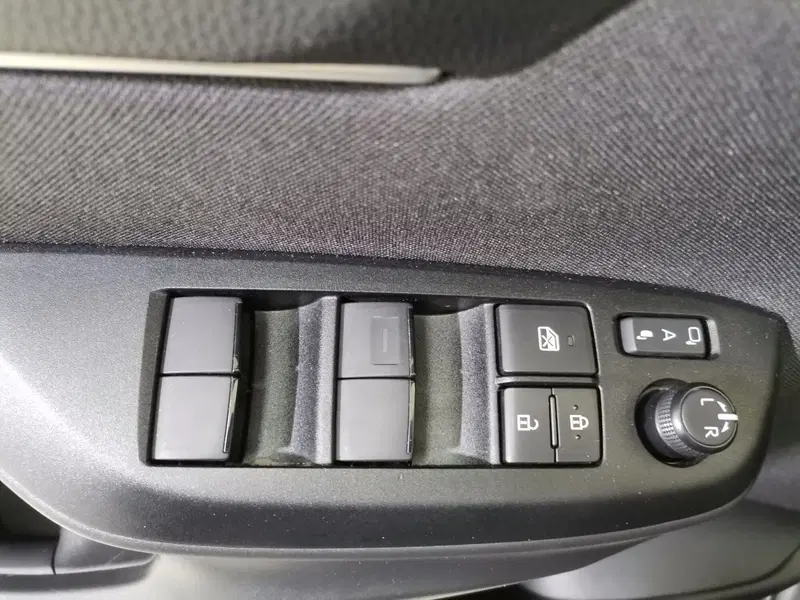 Toyota Yaris nuova a Salerno (20)