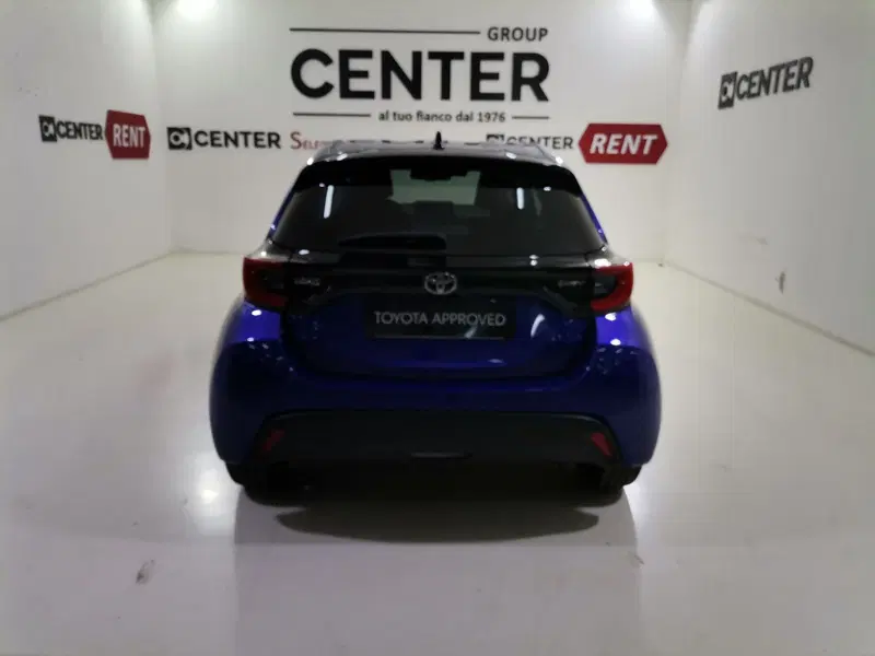 Toyota Yaris nuova a Salerno (5)