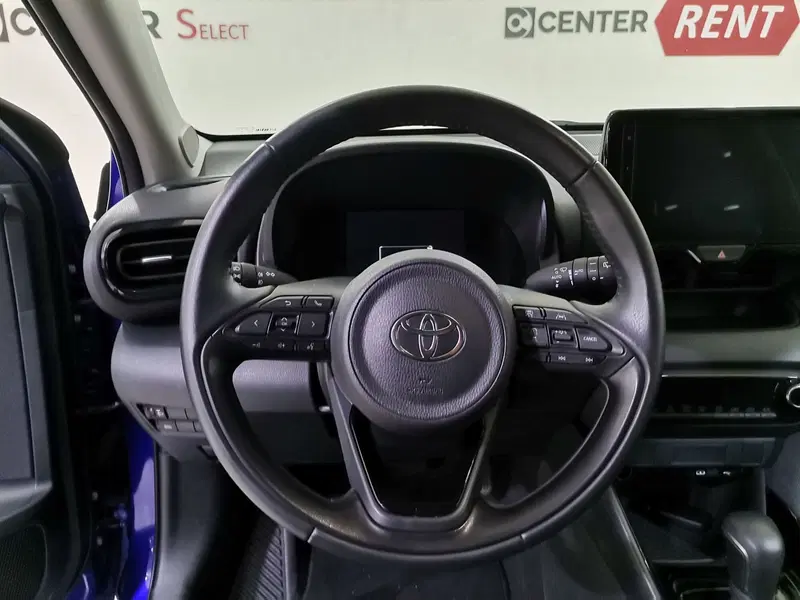 Toyota Yaris nuova a Salerno (8)