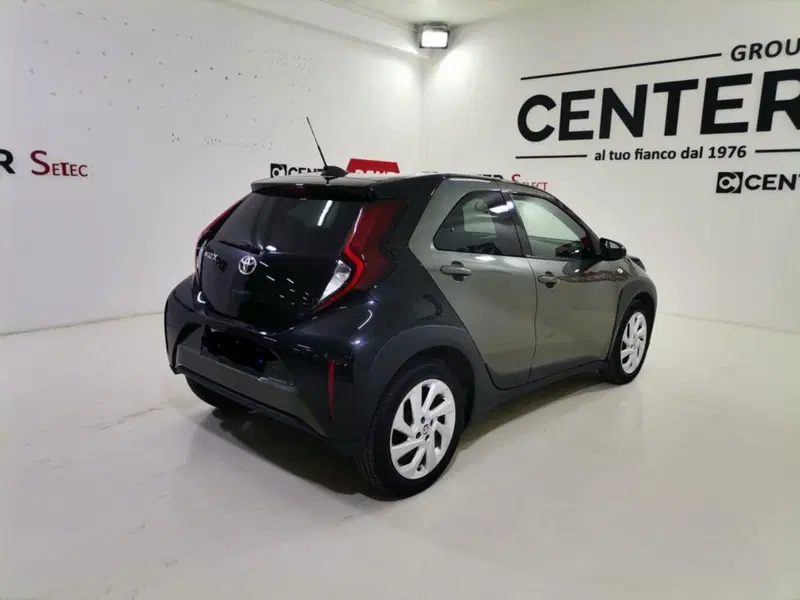 Toyota Aygo X usata a Salerno (6)