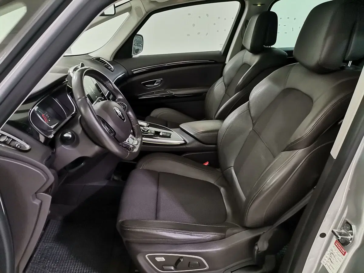 Renault Espace usata a Salerno (9)