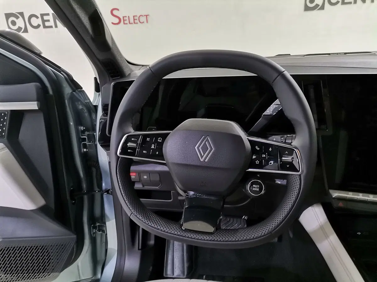 Renault Espace usata a Salerno (8)