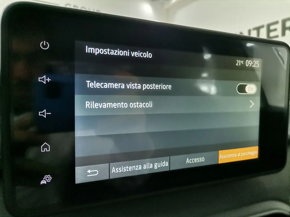Dacia Sandero usata a Salerno (19)