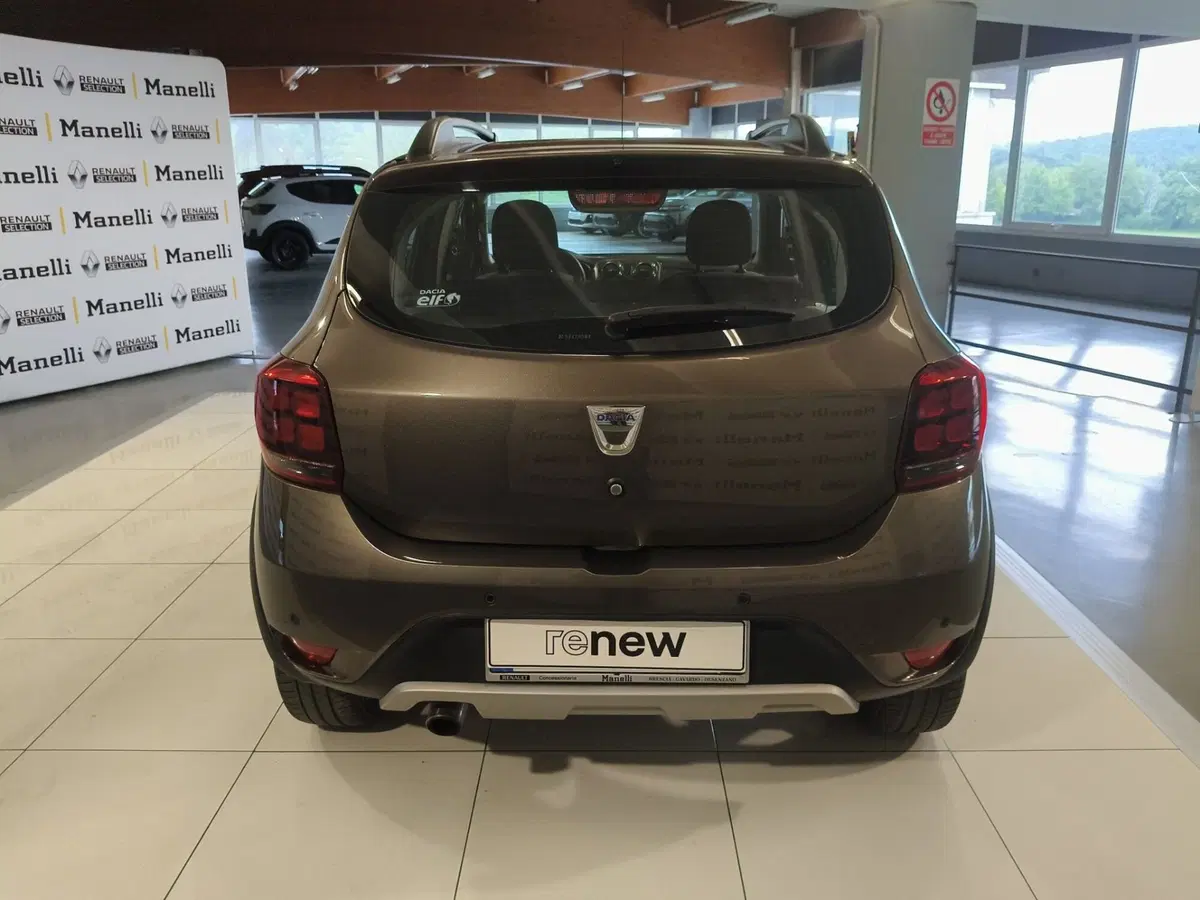 Dacia Sandero usata a Brescia (7)
