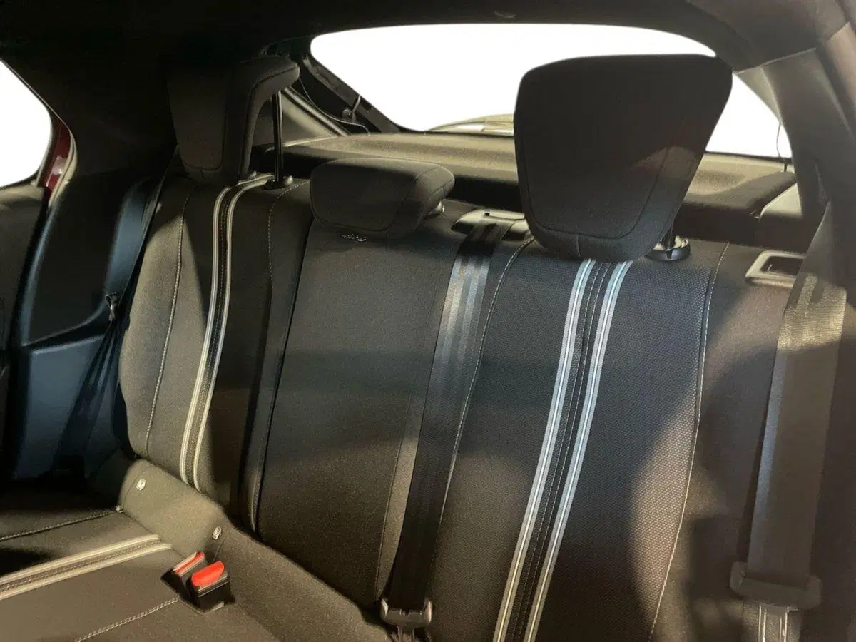 Opel Corsa nuova a Salerno (12)
