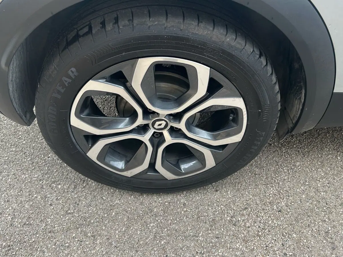 Renault Captur usata a Frosinone (9)