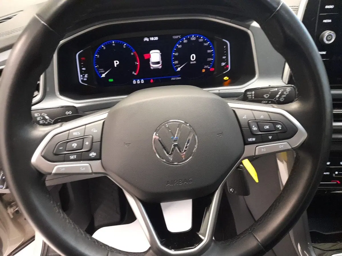 Volkswagen T-Roc usata a Bologna (11)