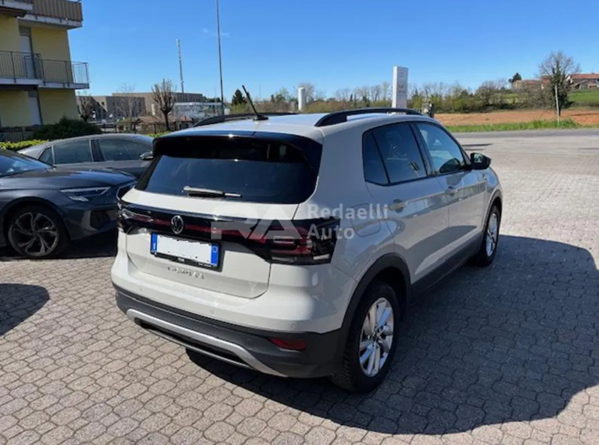 Volkswagen T-Cross usata a Lecco (4)