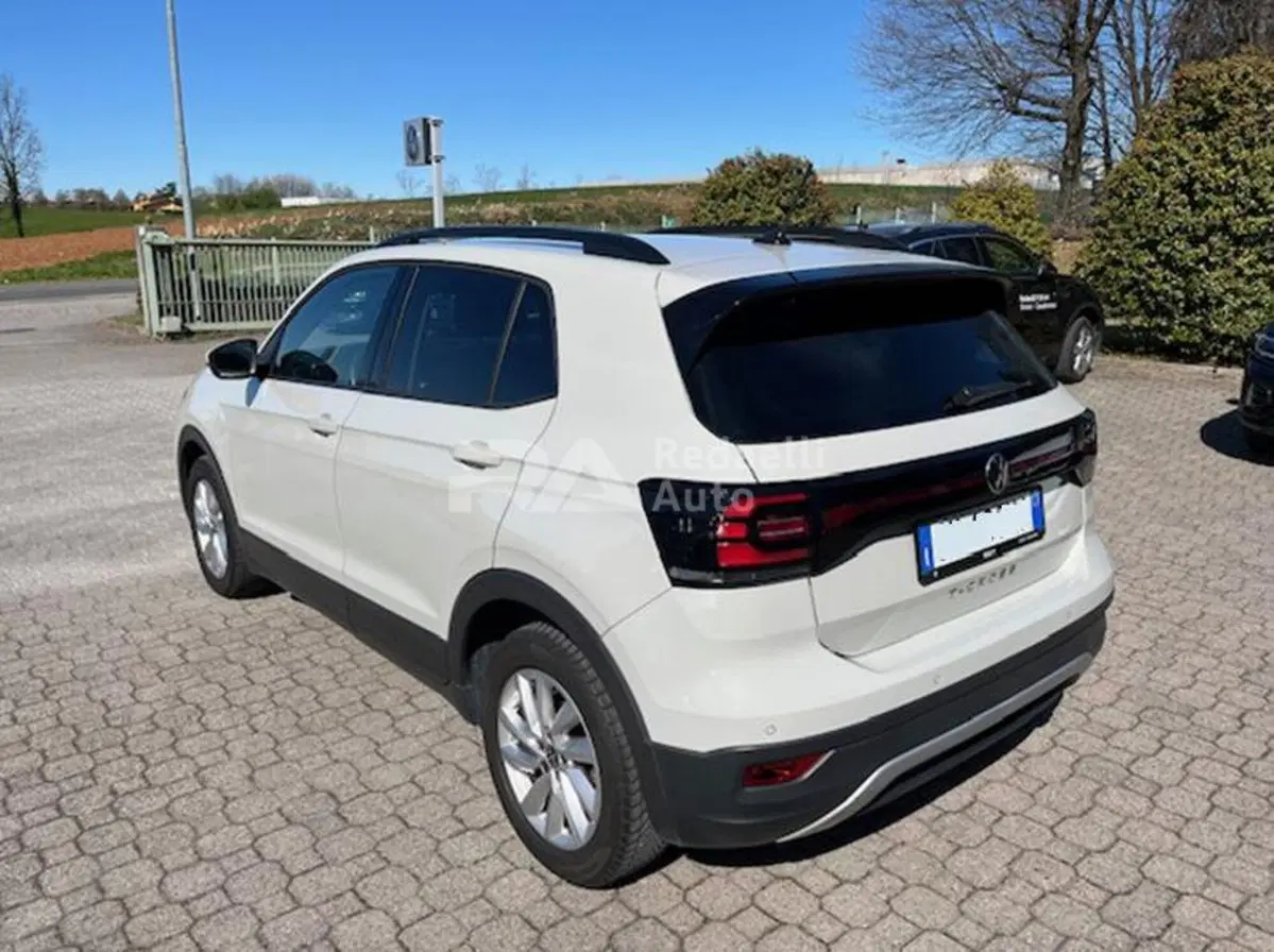 Volkswagen T-Cross usata a Lecco (5)