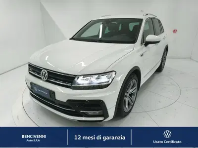Volkswagen Tiguan 2.0 TDI SCR Sport BlueMotion Technology del 2019 usata a Catanzaro
