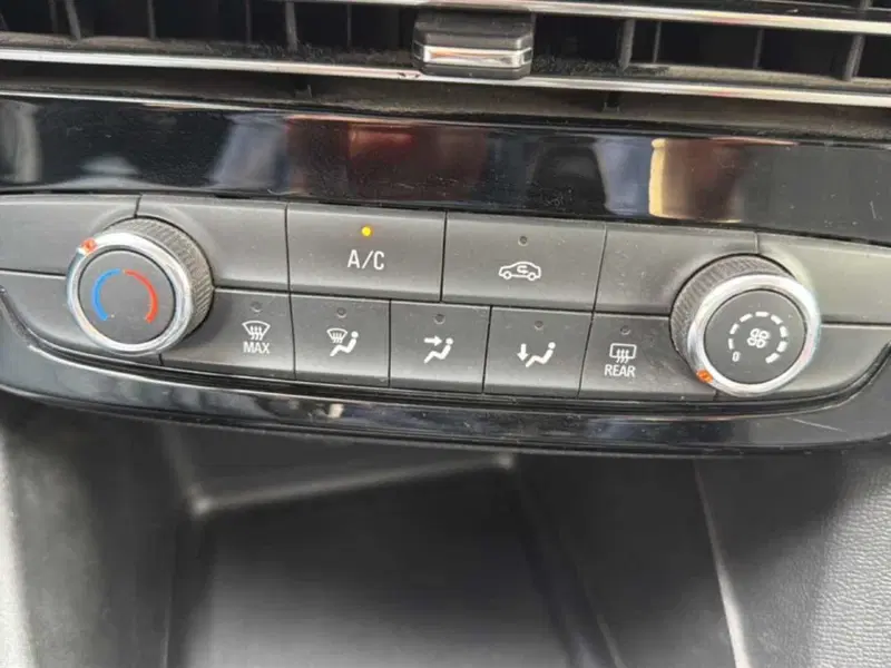 Opel Mokka usata a Foggia (19)