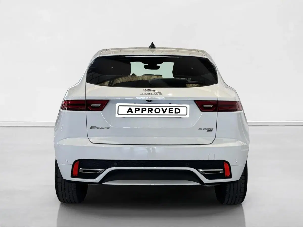 Jaguar E-Pace usata a Napoli (7)