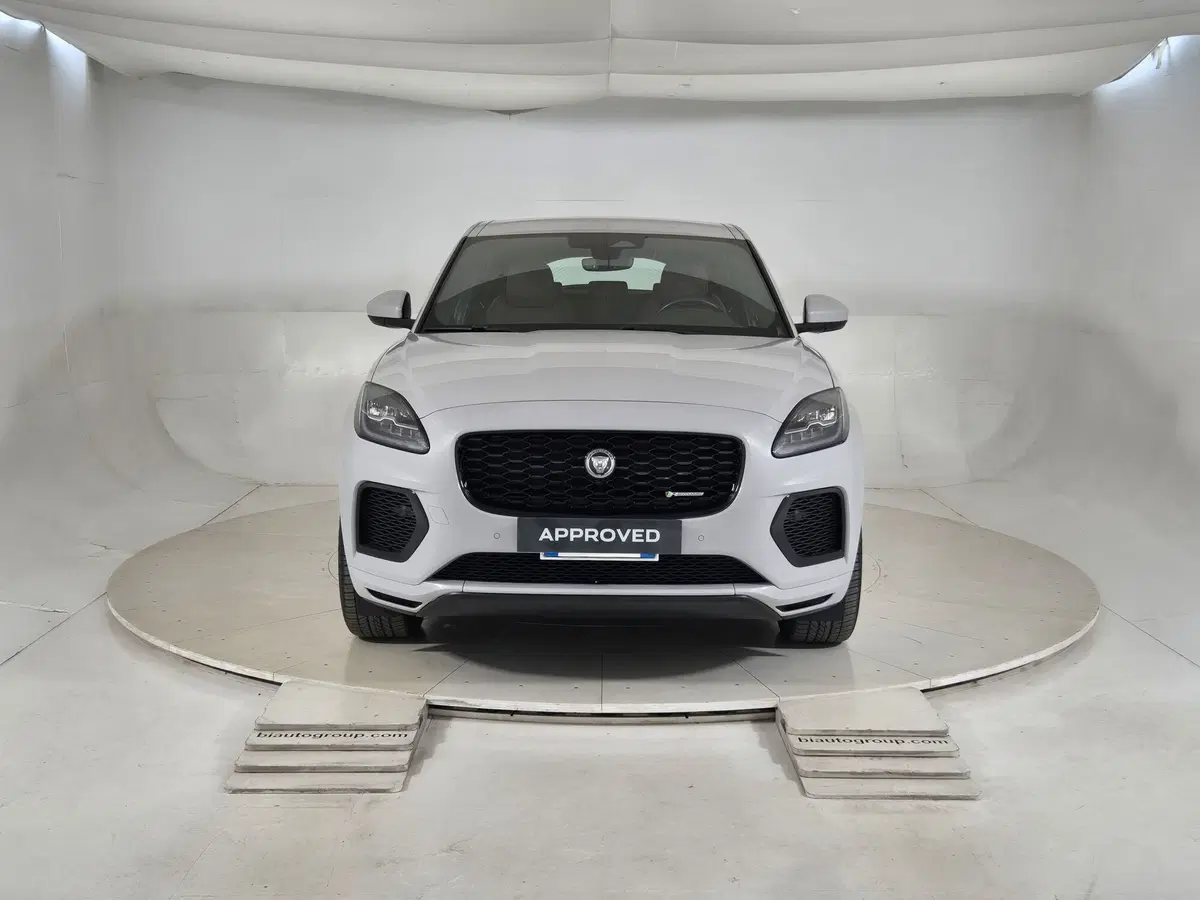Jaguar E-Pace usata a Torino (8)